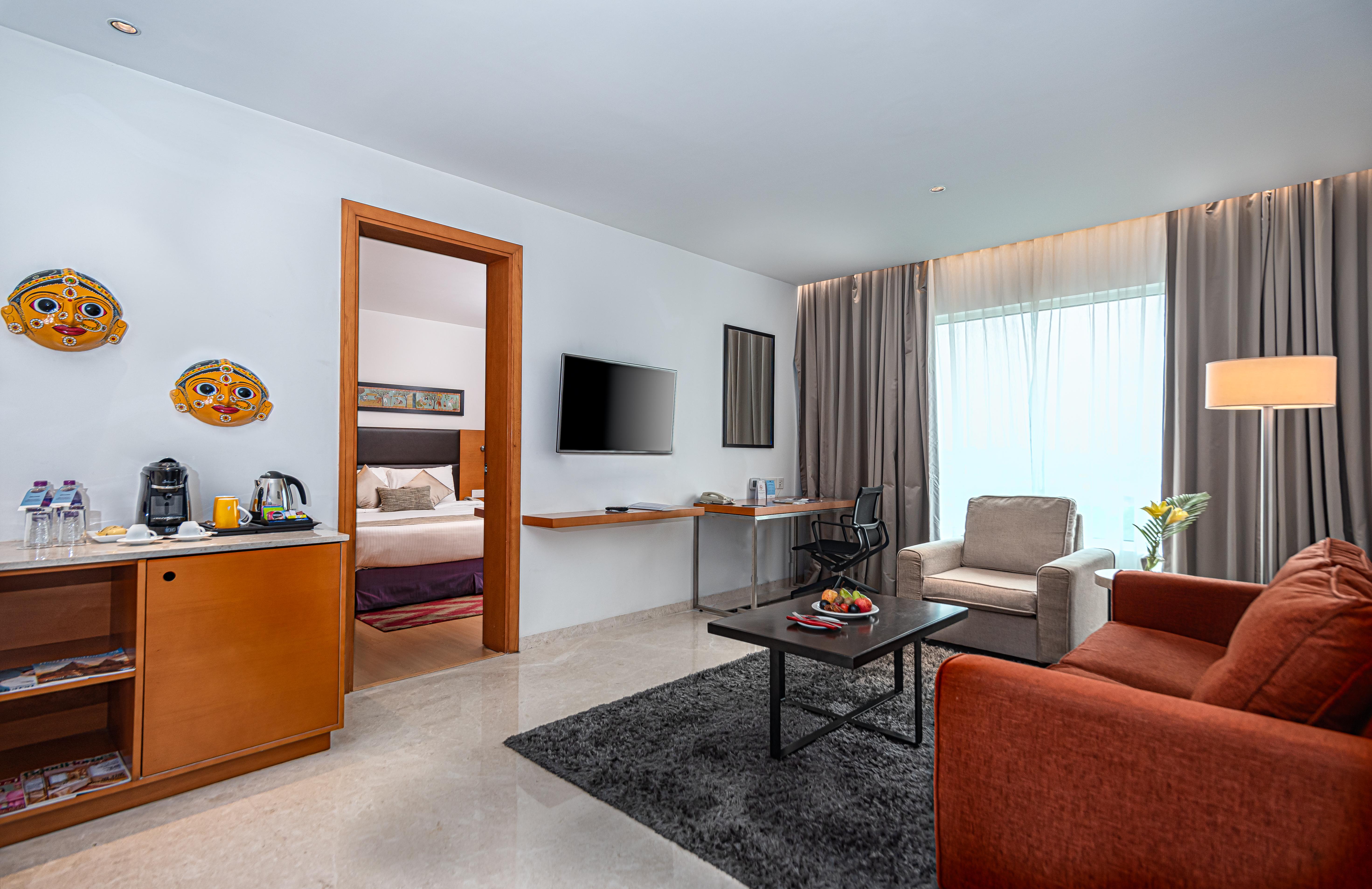 Mercure Hyderabad Kcp Banjara Hills, An Accor Hotel Екстер'єр фото Suite